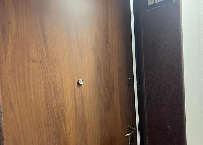 公寓 Robert's Durrës